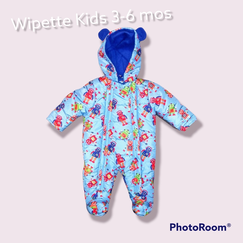 3-6 mos Snowsuit NWOT Robots
